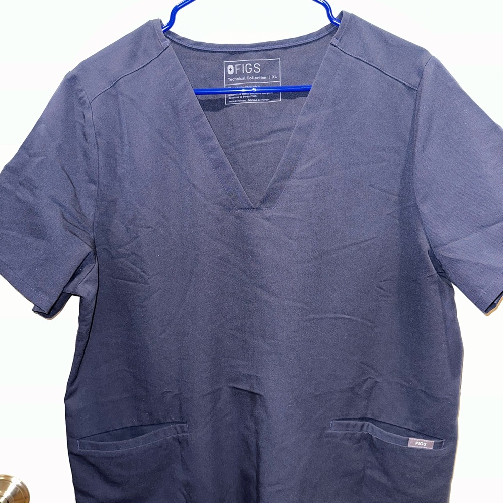 Figs Gray XL Scrub Top